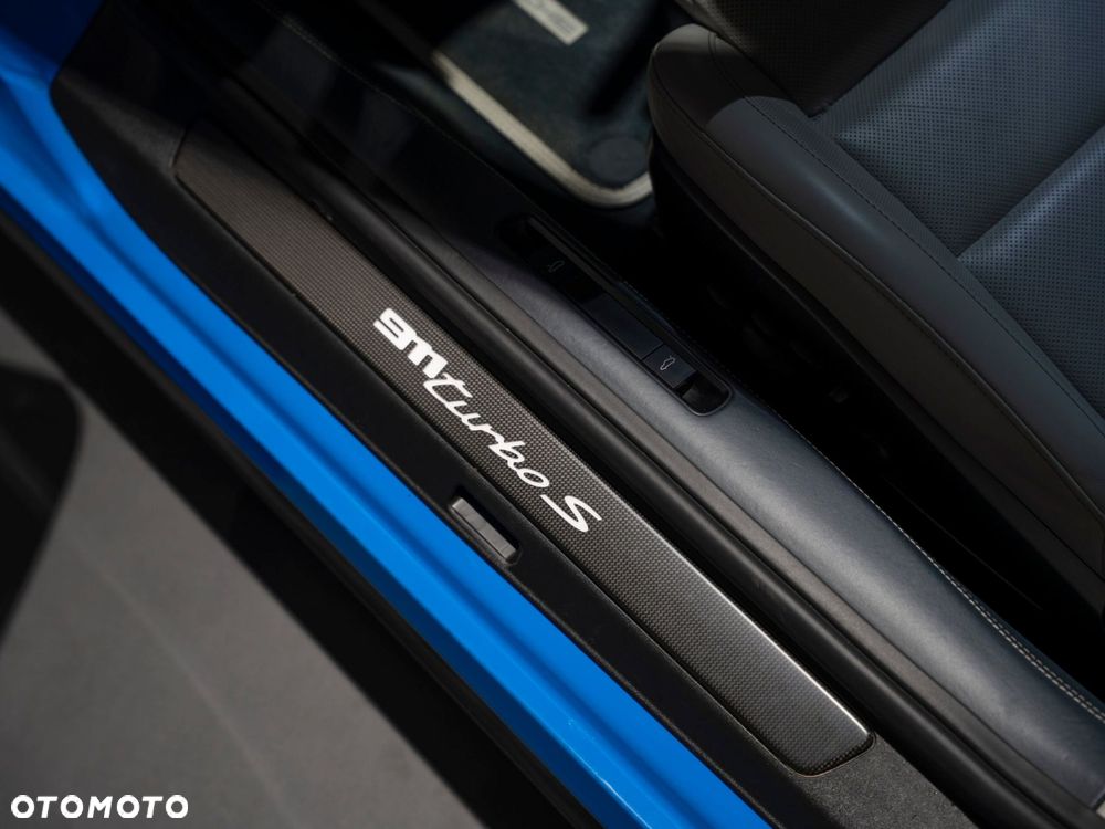 Porsche 911 Turbo S - 37