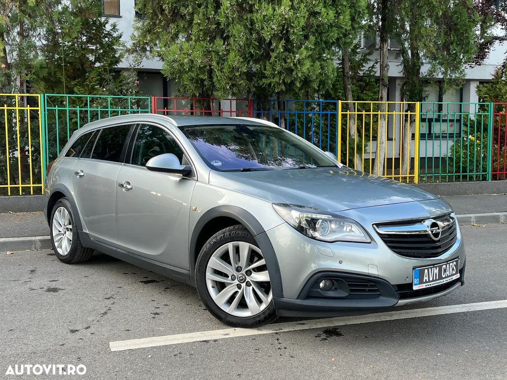 Opel Insignia 2.0 Bi Turbo CDTI 4x4 Sports Tourer Aut. - 1