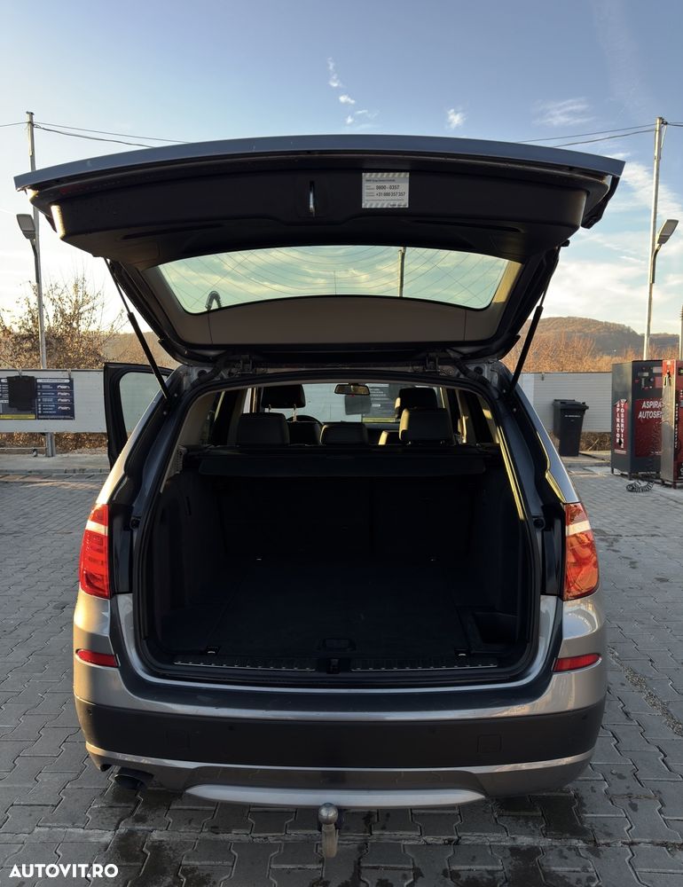 BMW X3 xDrive20d Aut. - 9