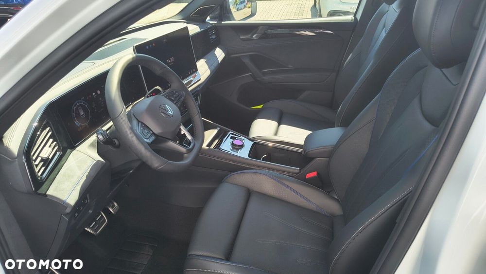 Volkswagen Tiguan - 16