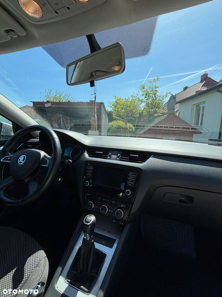 Skoda Octavia 1.4 TSI Ambition - 29