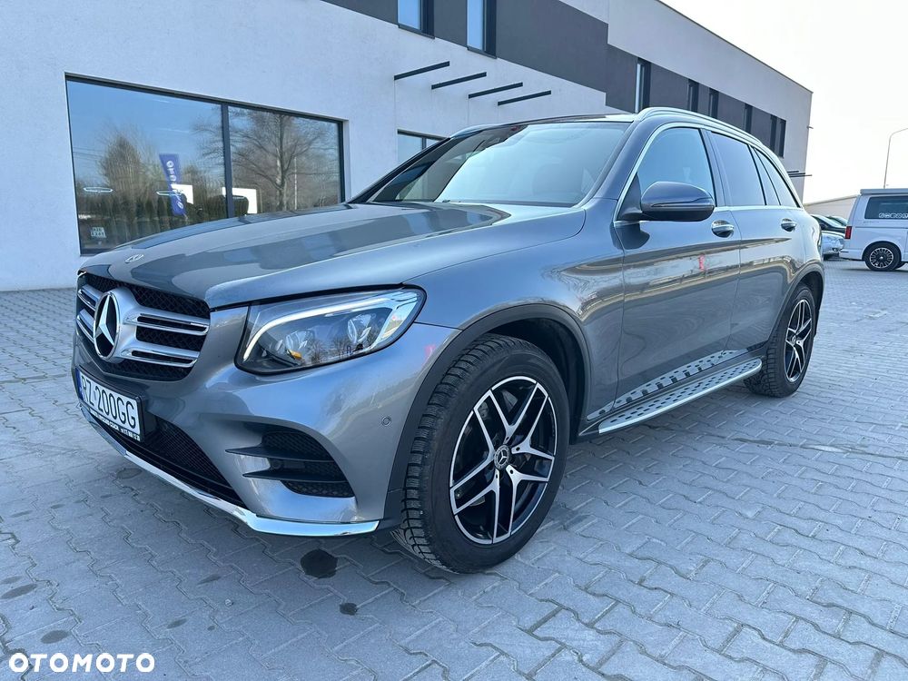 Mercedes-Benz GLC - 1