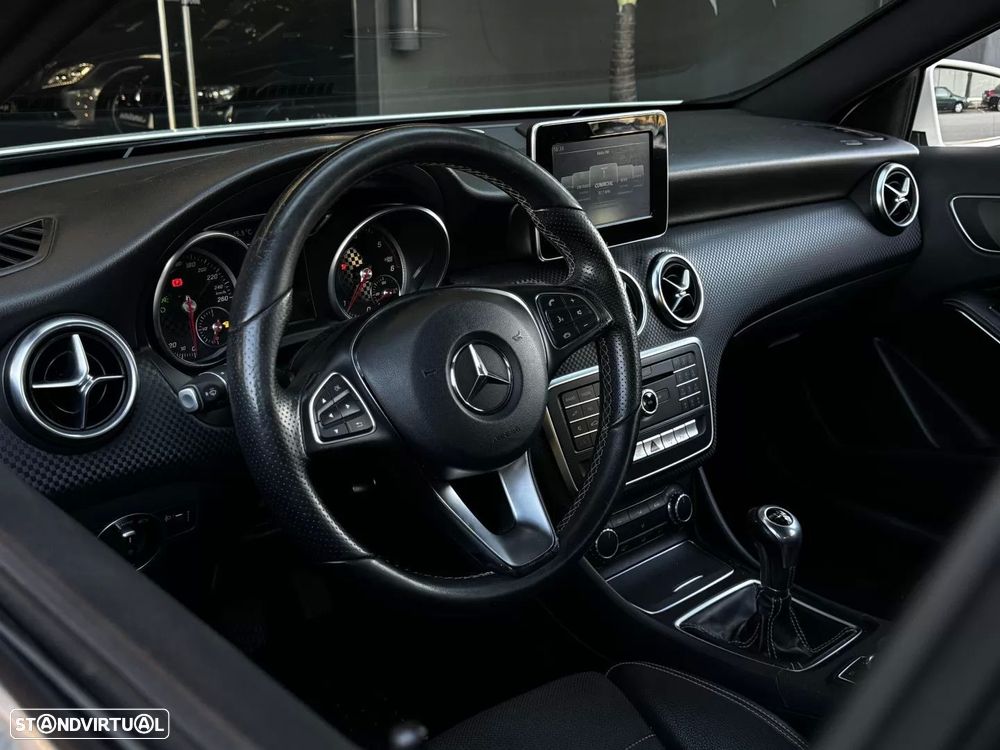 Mercedes-Benz A 180 d Urban - 16