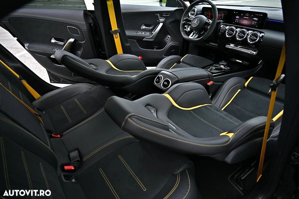 Mercedes-Benz CLA - 8