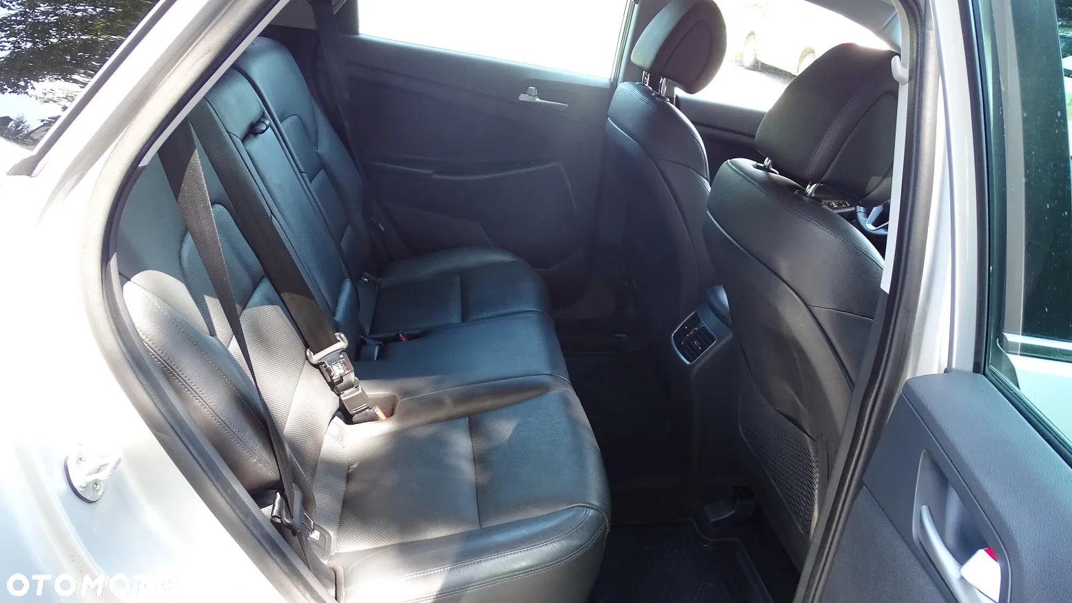 Hyundai Tucson 1.7 CRDI BlueDrive Style 2WD - 12