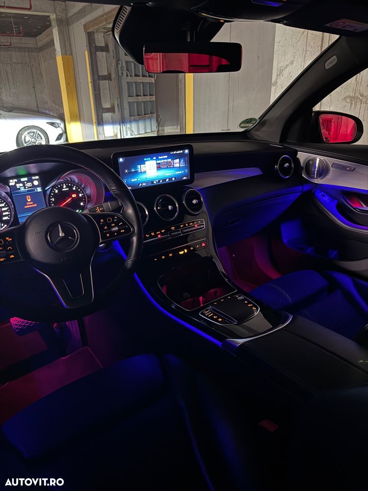 Mercedes-Benz GLC Coupe 300 de 4Matic 9G-TRONIC - 12