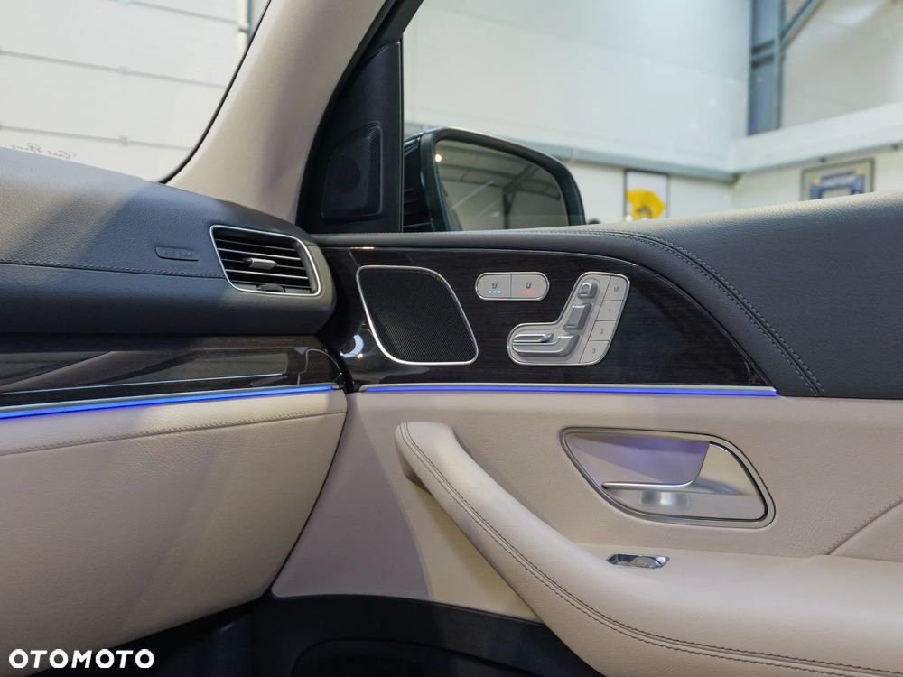 Mercedes-Benz GLE - 36