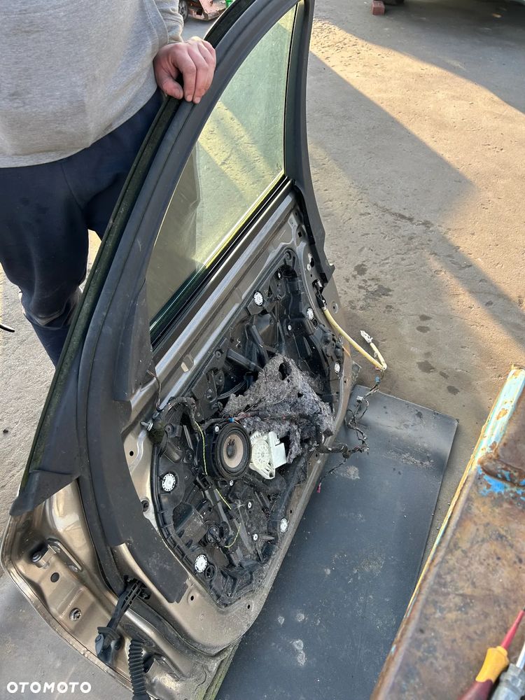 DRZWI PRAWY PRZÓD BMW G30 G31 C2P ORYGINALNE KOMPLETNE - 4