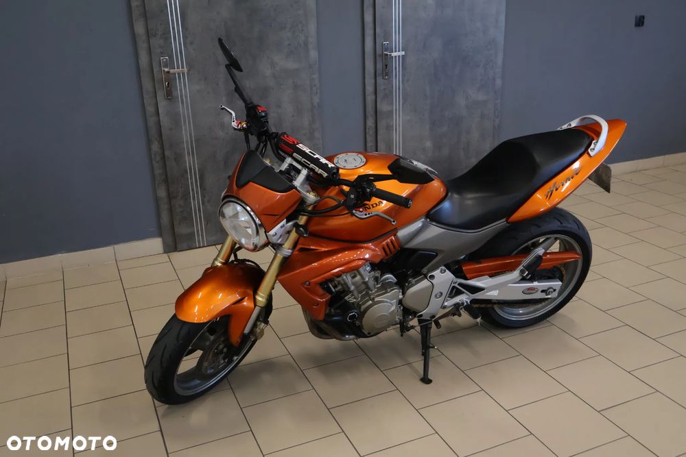 Honda CB - 12