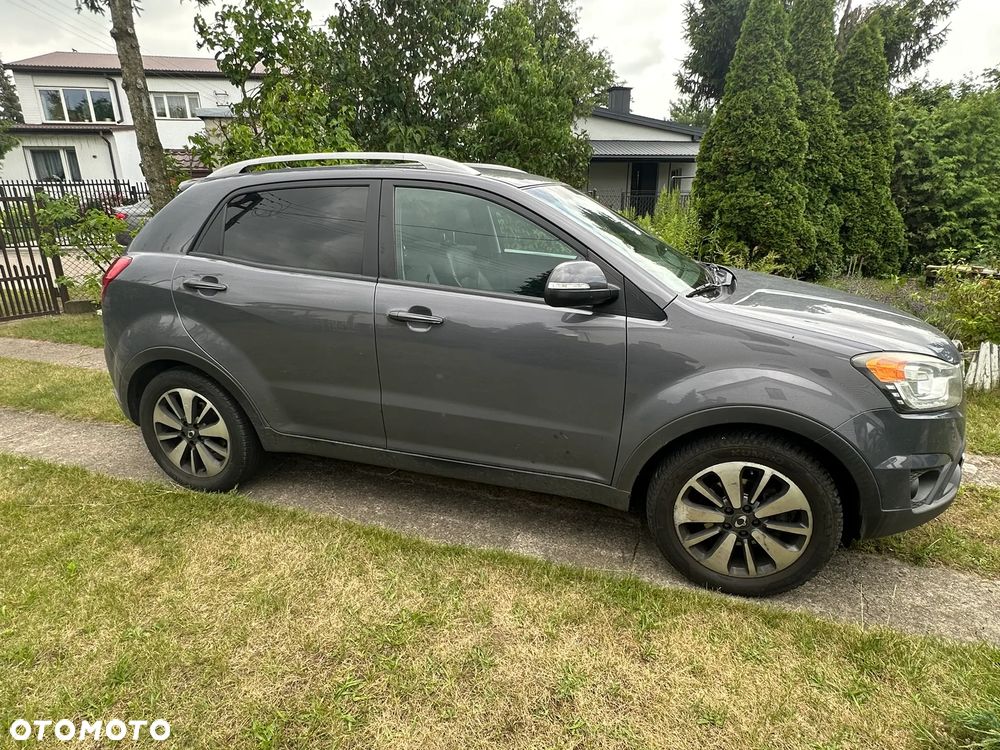 SsangYong/KGM Korando 2.0 E-XDi DPF 4WD Automatik Quartz - 1