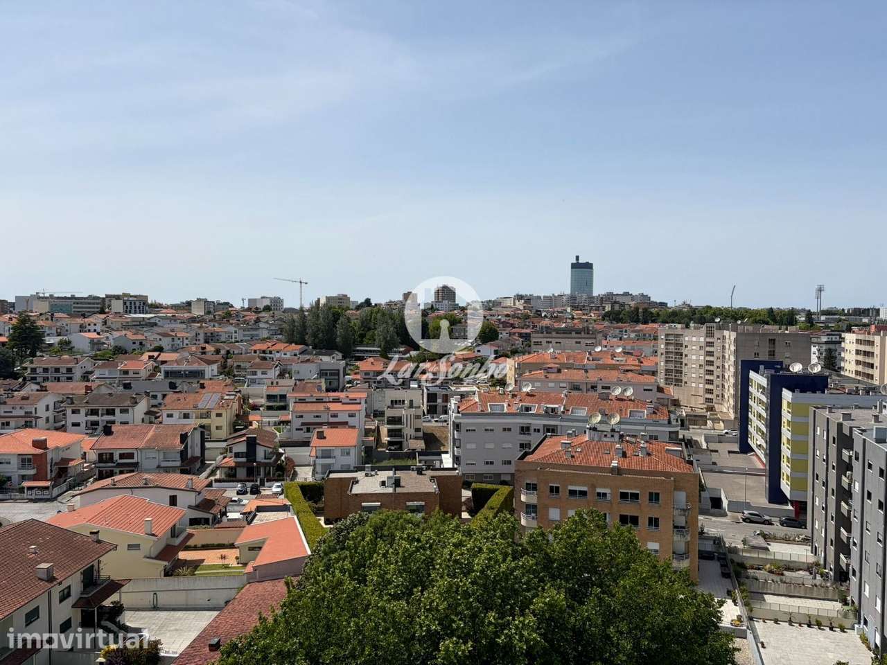 T4 com 2 Lugares de Garagem no centro da Maia - Grande imagem: 4/29