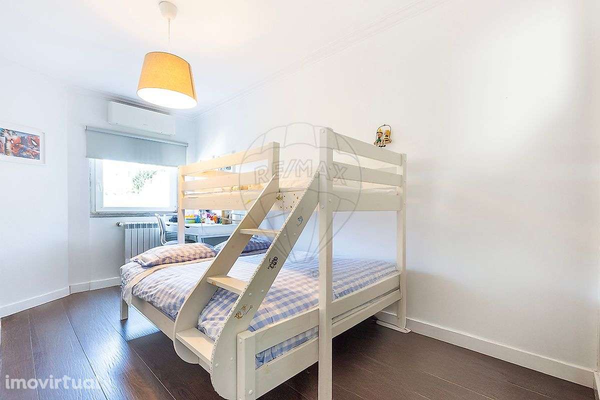 Moradia T4 para venda - Grande imagem: 2/26