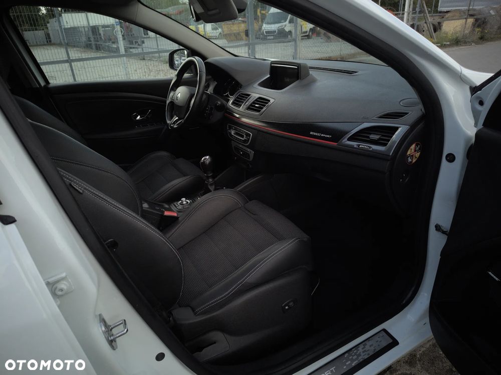 Renault Megane GT 220 - 11
