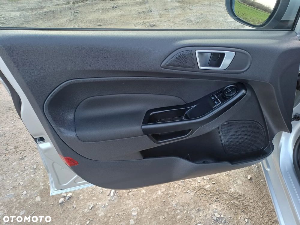 Ford Fiesta - 13