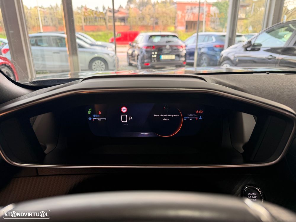 Peugeot 2008 PureTech 130 EAT8 GT - 15