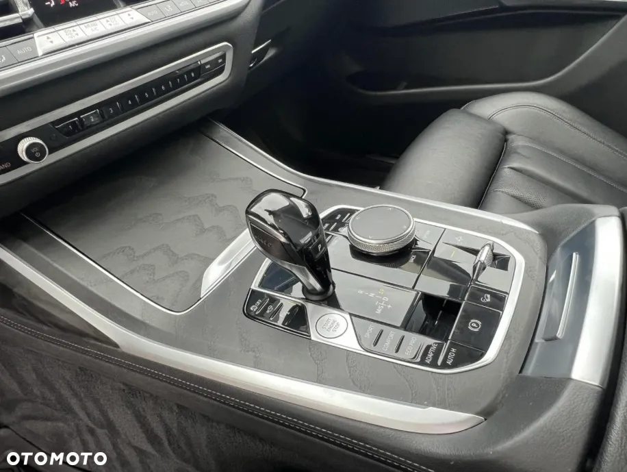BMW X7 xDrive40i sport - 11