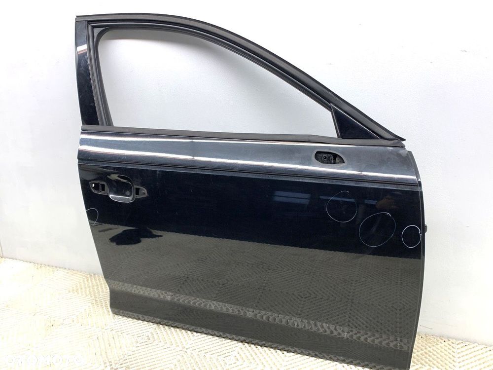 DRZWI PRAWY PRZÓD LY9T  AUDI A4 B9 Avant (8W5, 8WD) 2015 - 2025 2.0 TDI 110 kW [150 KM] olej - 2