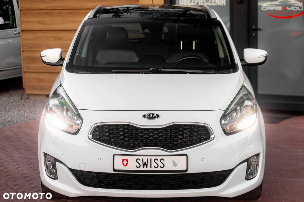 Kia Carens 1.7 CRDi 136 Dream Team Edition - 4