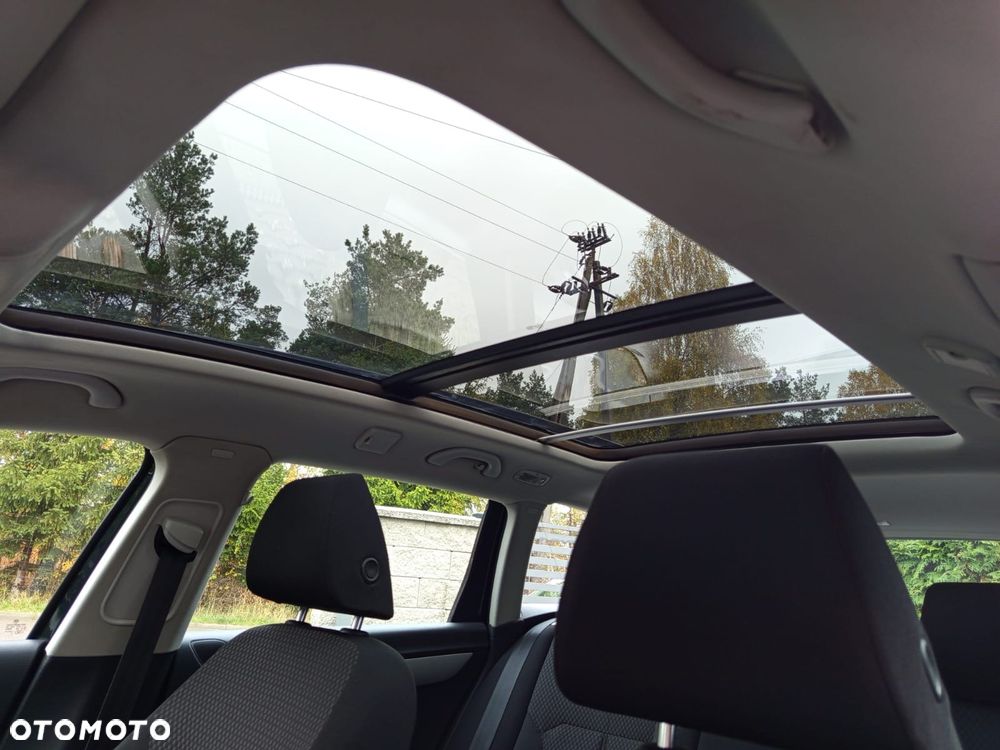 Volkswagen Passat Variant 2.0 TDI Comfortline - 26