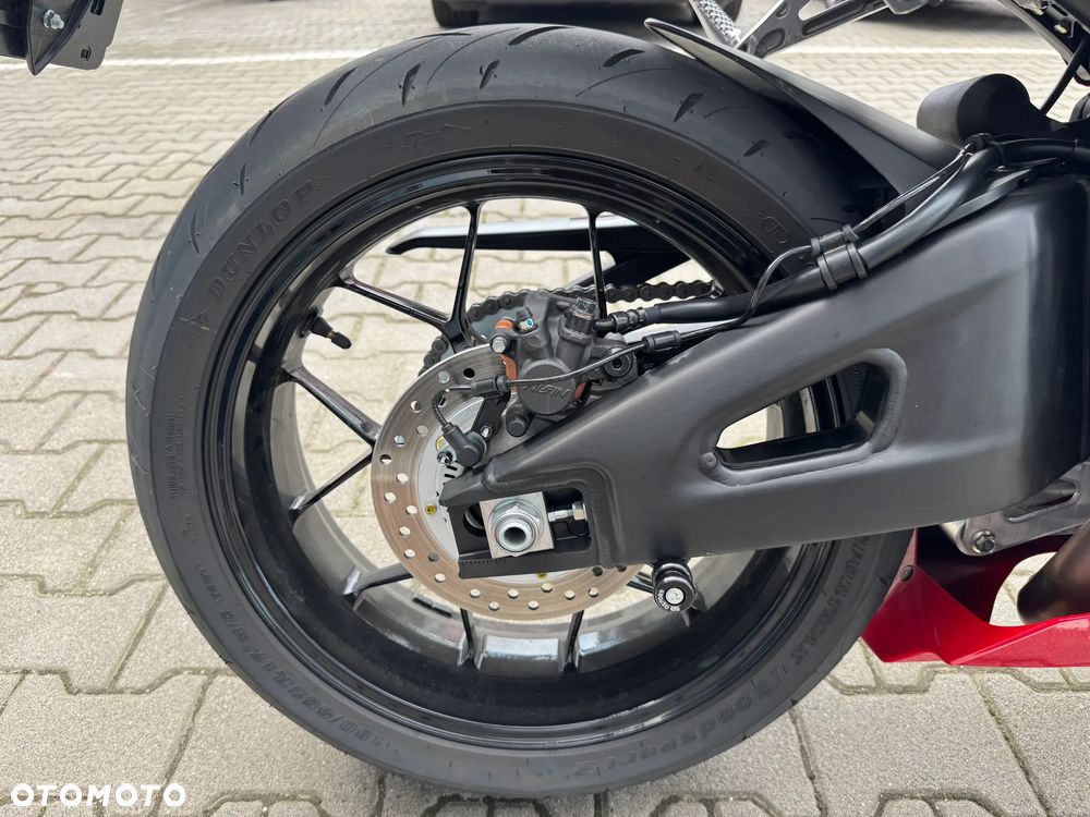 Honda CBR - 12
