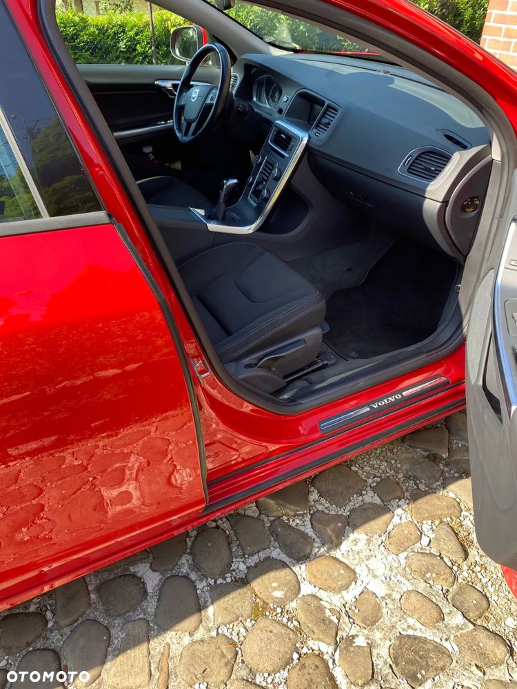 Volvo V60 D4 Drive-E Kinetic - 6