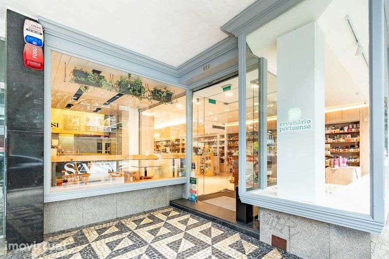 trespasse-café restaurante sassi , rua julio dinis-rotunda da boavista - Grande imagem: 2/12