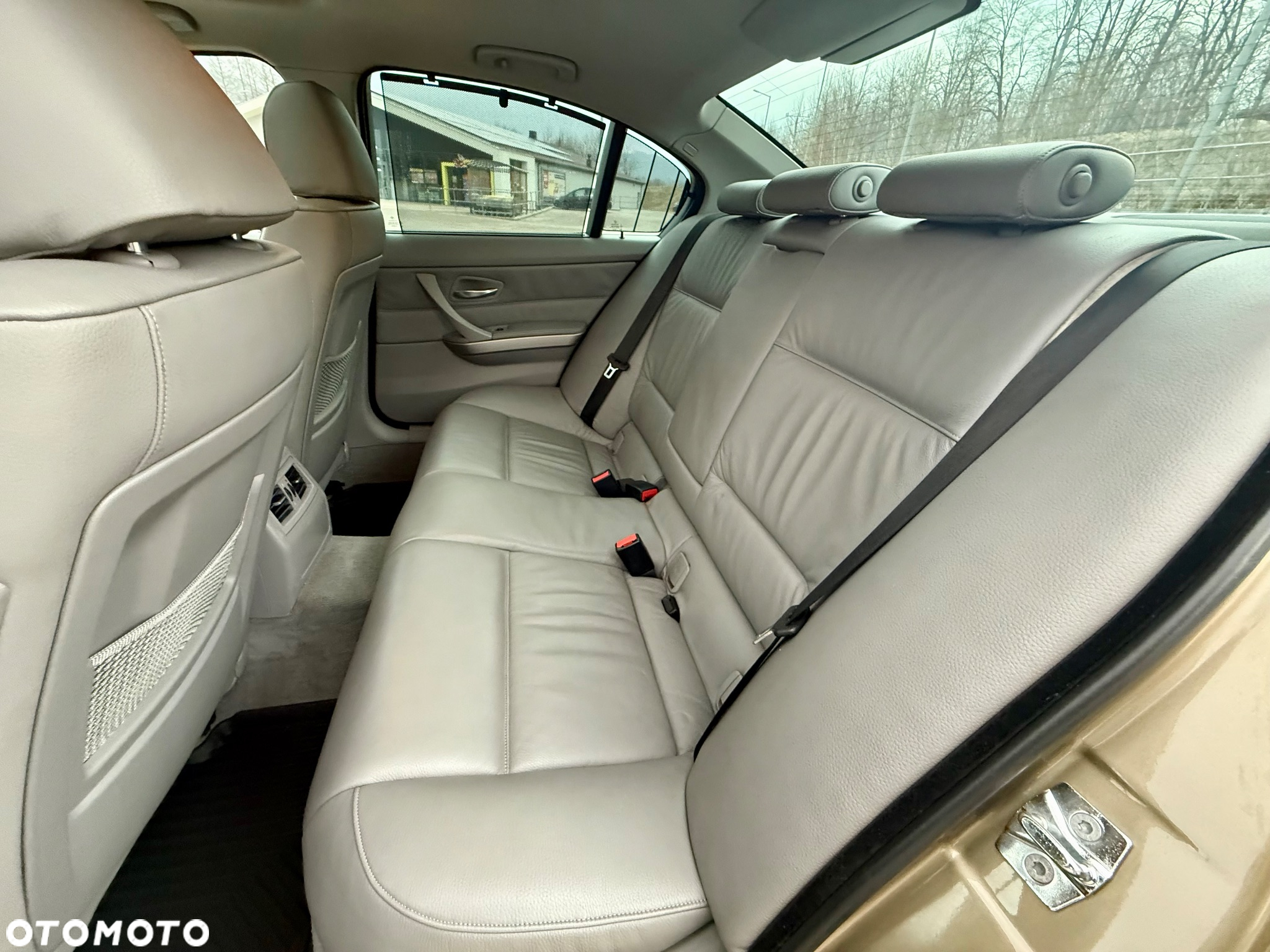 BMW Seria 3 325xi - 13