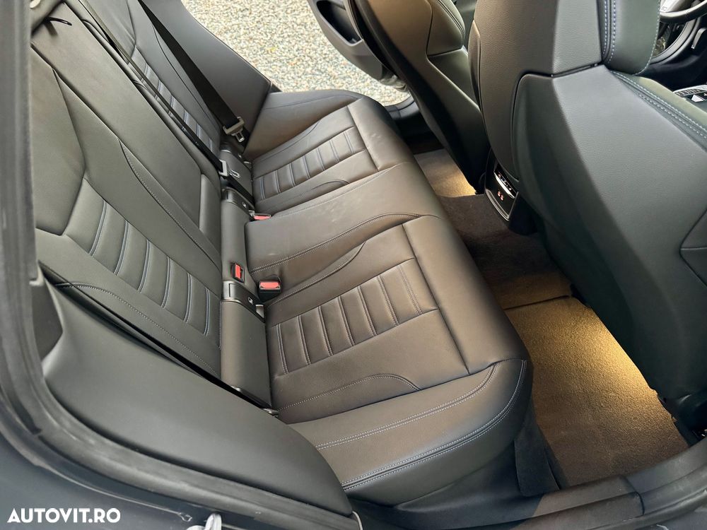 BMW M4 M440i xDrive Gran Coupe - 21