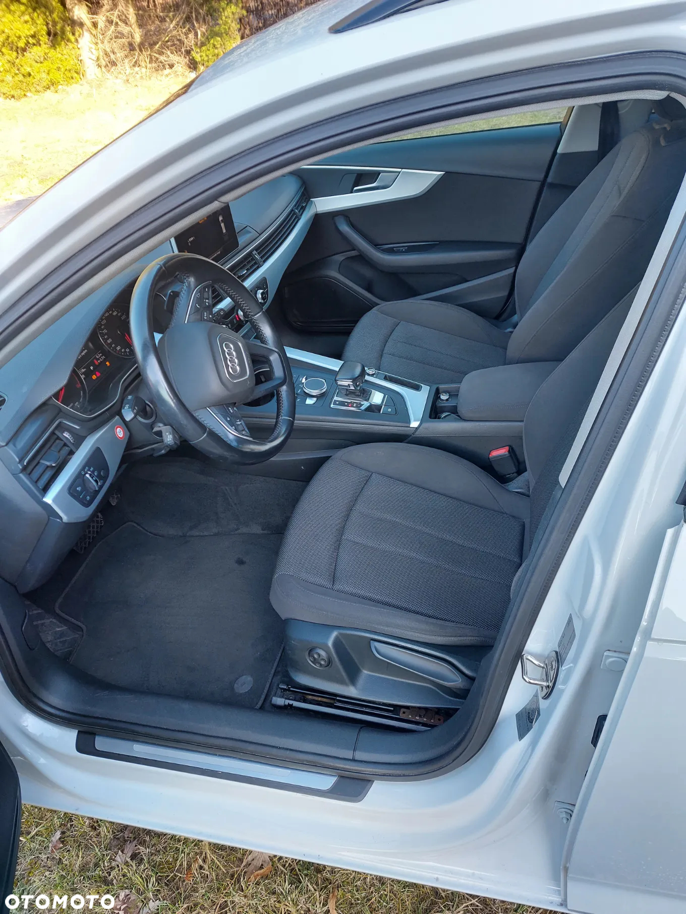 Audi A4 Avant 2.0 TDI ultra S tronic sport - 9