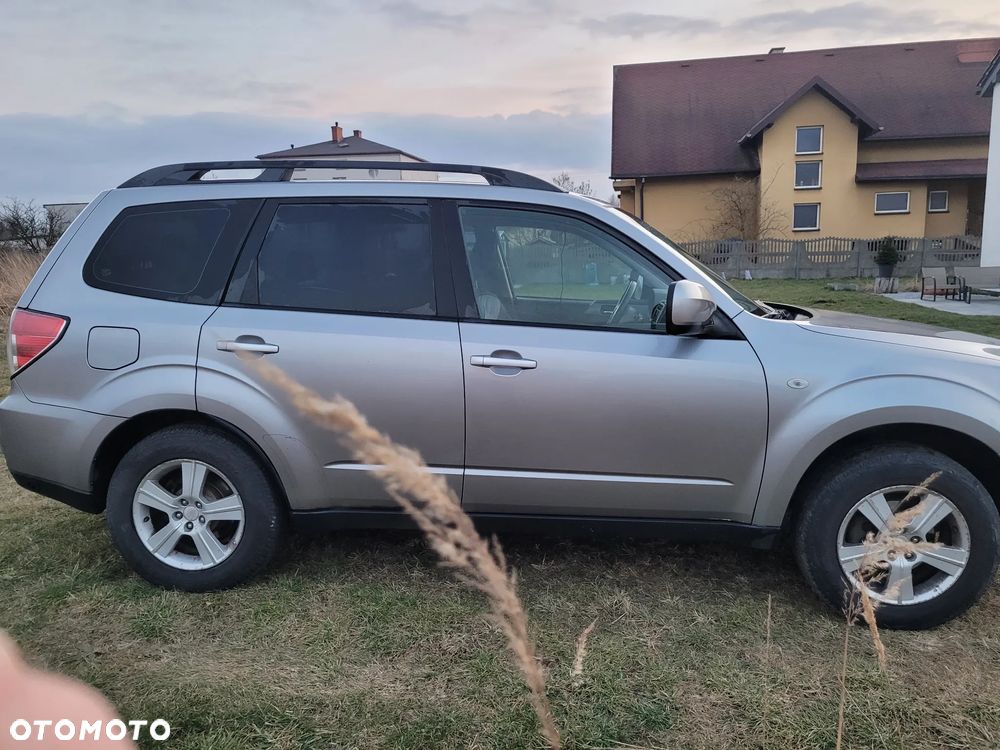 Subaru Forester 2.0 XA Euro5 - 7