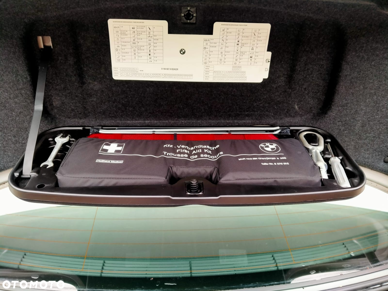 BMW Seria 5 525d - 34