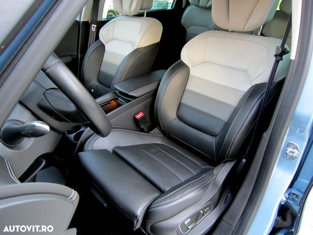 Renault Grand Scenic - 8