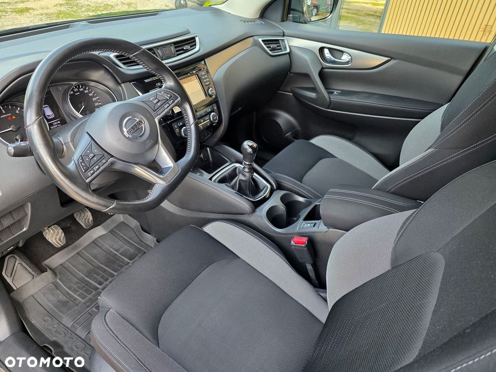 Nissan Qashqai - 10