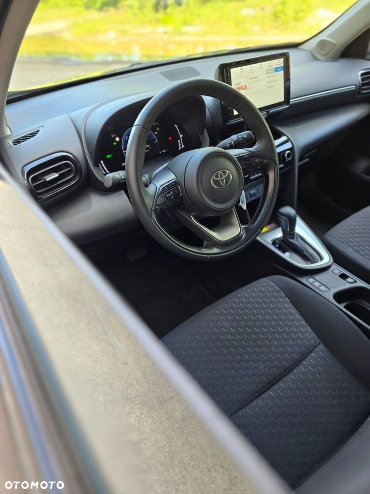 Toyota Yaris Cross Hybrid 1.5 Comfort - 18