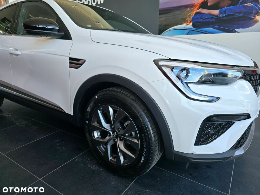 Renault Arkana 1.6 E-TECH Techno MMT - 9