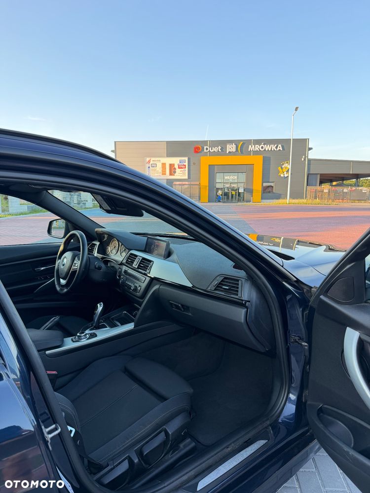 BMW Seria 3 320d Efficient Dynamics Edition - 17