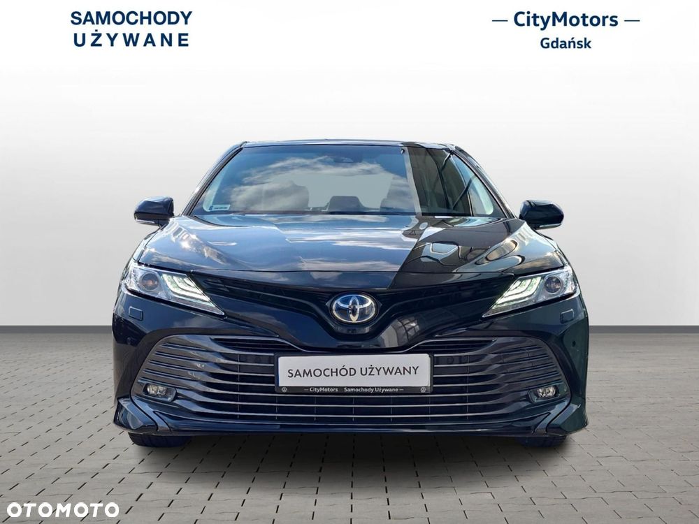 Toyota Camry - 8