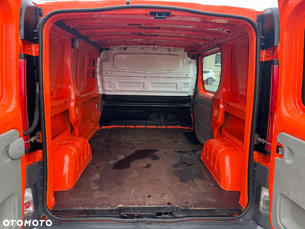 Renault TRAFIC - 7
