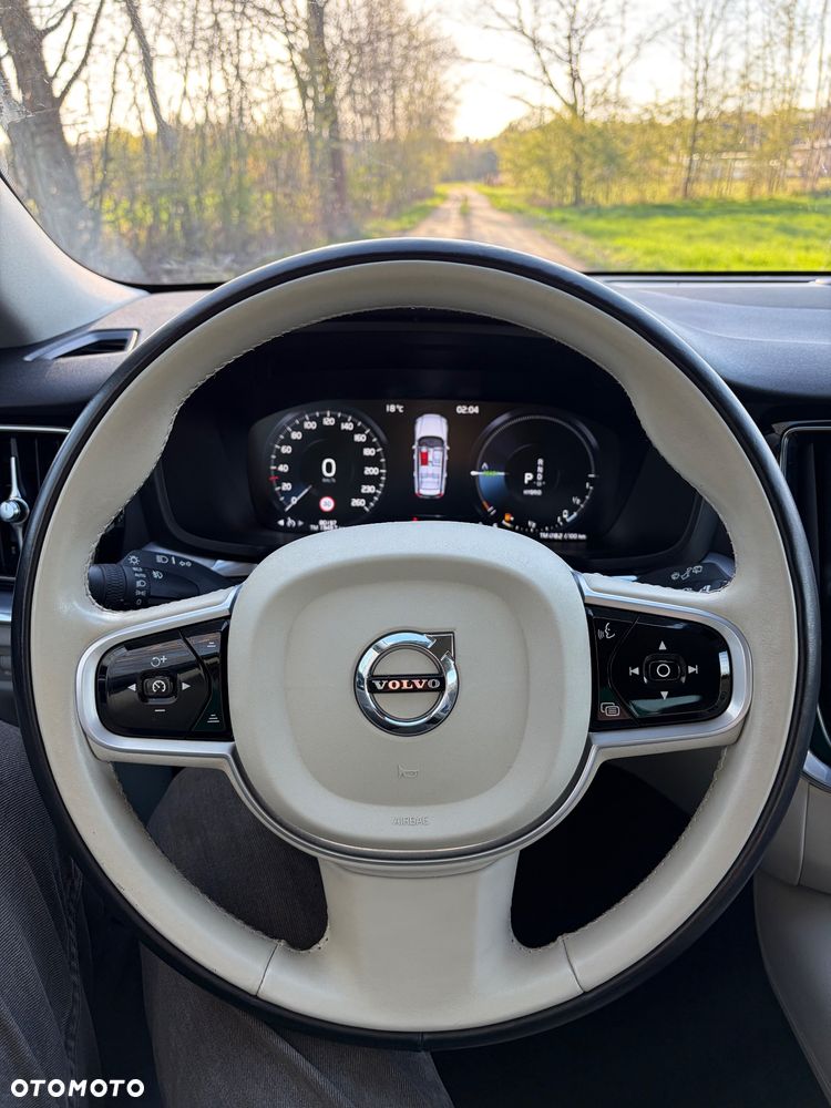 Volvo V60 T6 AWD Recharge Geartronic Inscription - 16