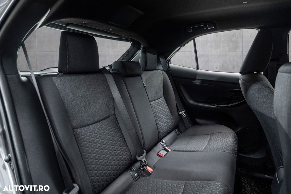 Toyota Yaris Cross 1.5 VVT-i HSD 4x4 Dynamic - 21