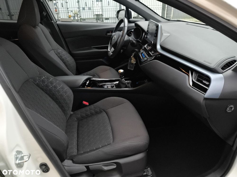 Toyota C-HR 1.2 T Style - 9