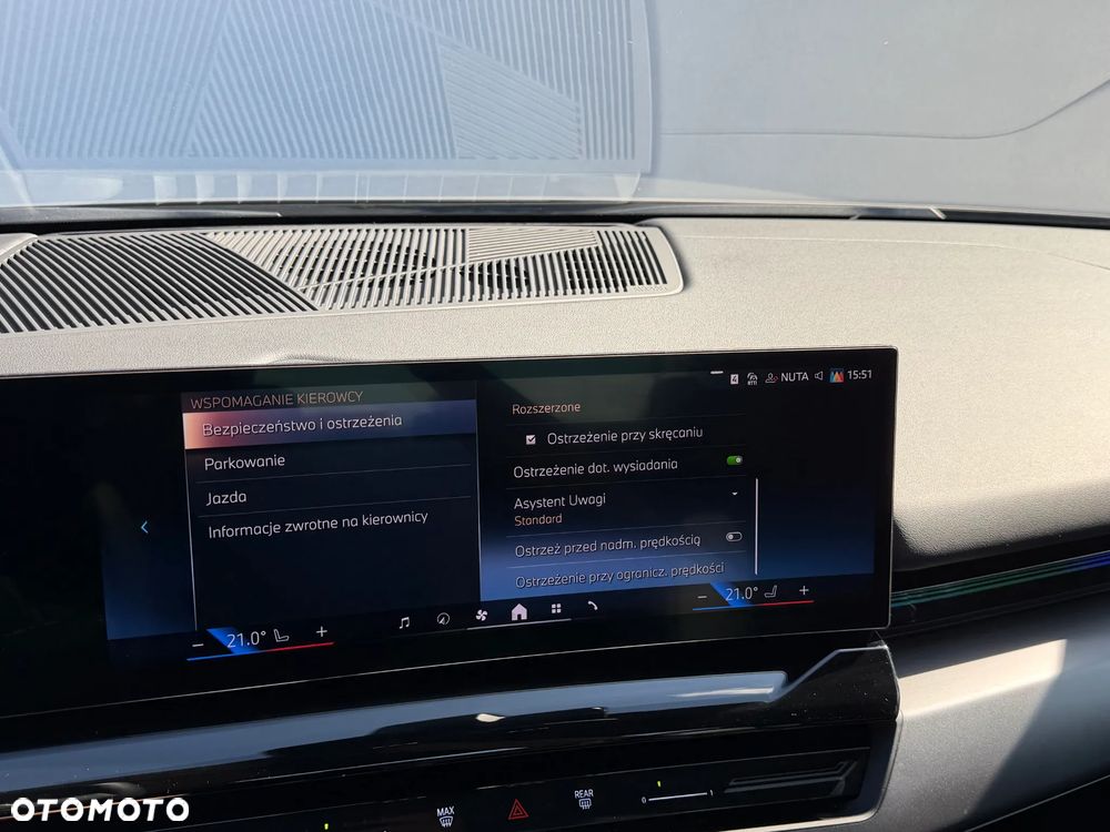 BMW Seria 5 520d mHEV - 18