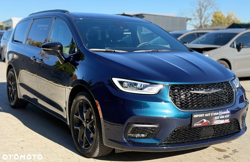 Chrysler Pacifica - 7