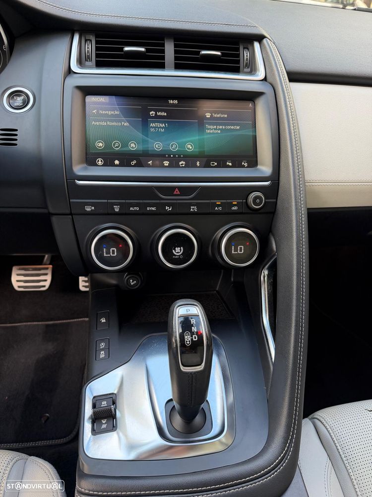Jaguar E-Pace 2.0 i4 R-Dynamic HSE AWD Aut. - 18