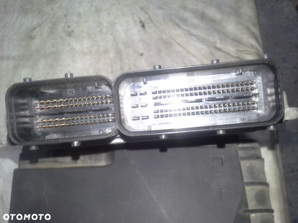 Volkswagen Golf V 1.9 TDi 105KM BKC zestaw startowy Bosch 0281011900 03G906016CB moduły komplet - 5