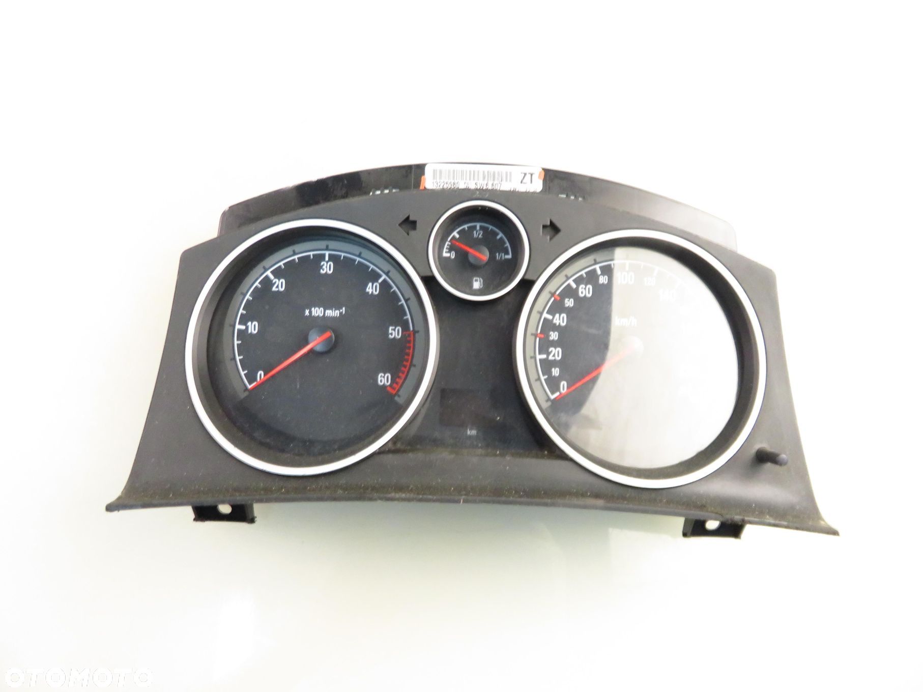 LICZNIK OPEL ZAFIRA B (A05) 1.9 CDTI 8V 120 - Z 19 DT 13225980ZT - 1