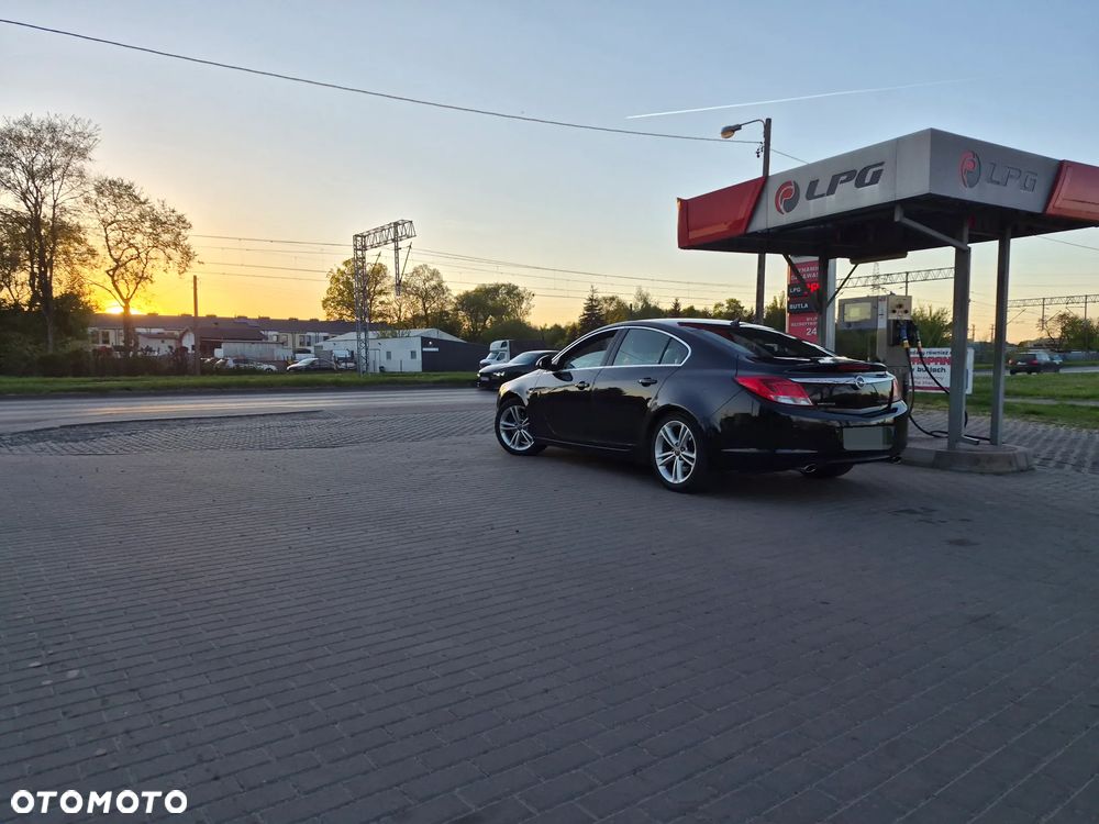Opel Insignia 2.0 T Sport 4x4 - 15