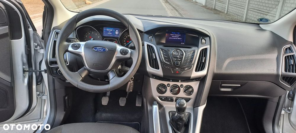 Ford Focus 1.0 EcoBoost Start-Stopp-System TREND - 22