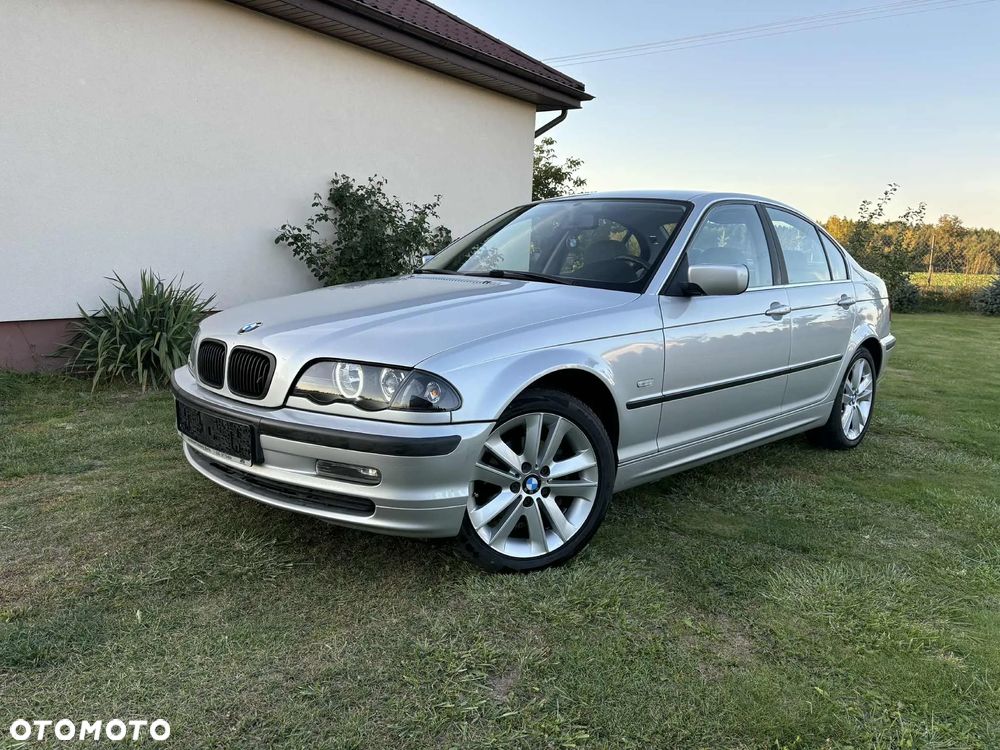 BMW Seria 3 - 1