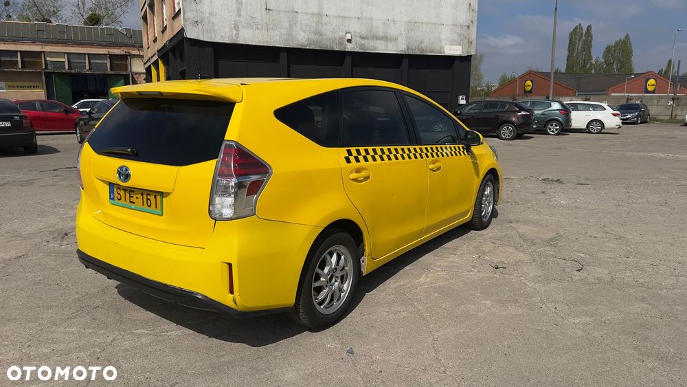 Toyota Prius+ (Hybrid) - 6